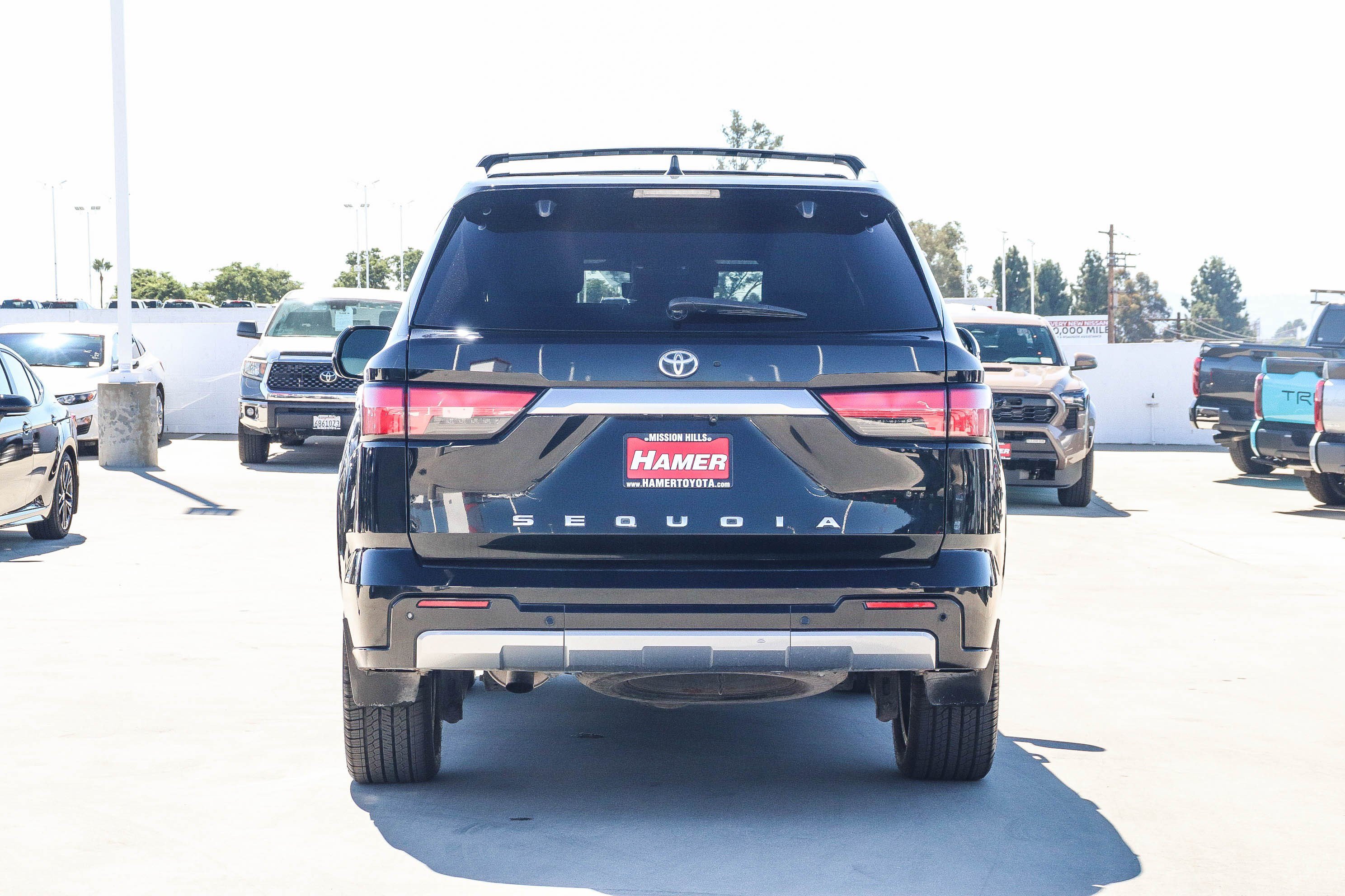 Certified 2023 Toyota Sequoia Capstone AWD/4WD image 6