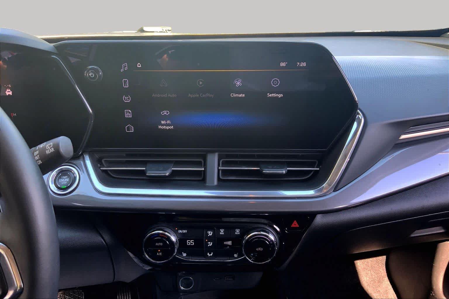 Used 2024 Chevrolet Trax ACTIV w/ Sunroof Package FWD image 7