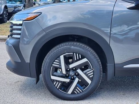 New 2026 Nissan Kicks SV image 5