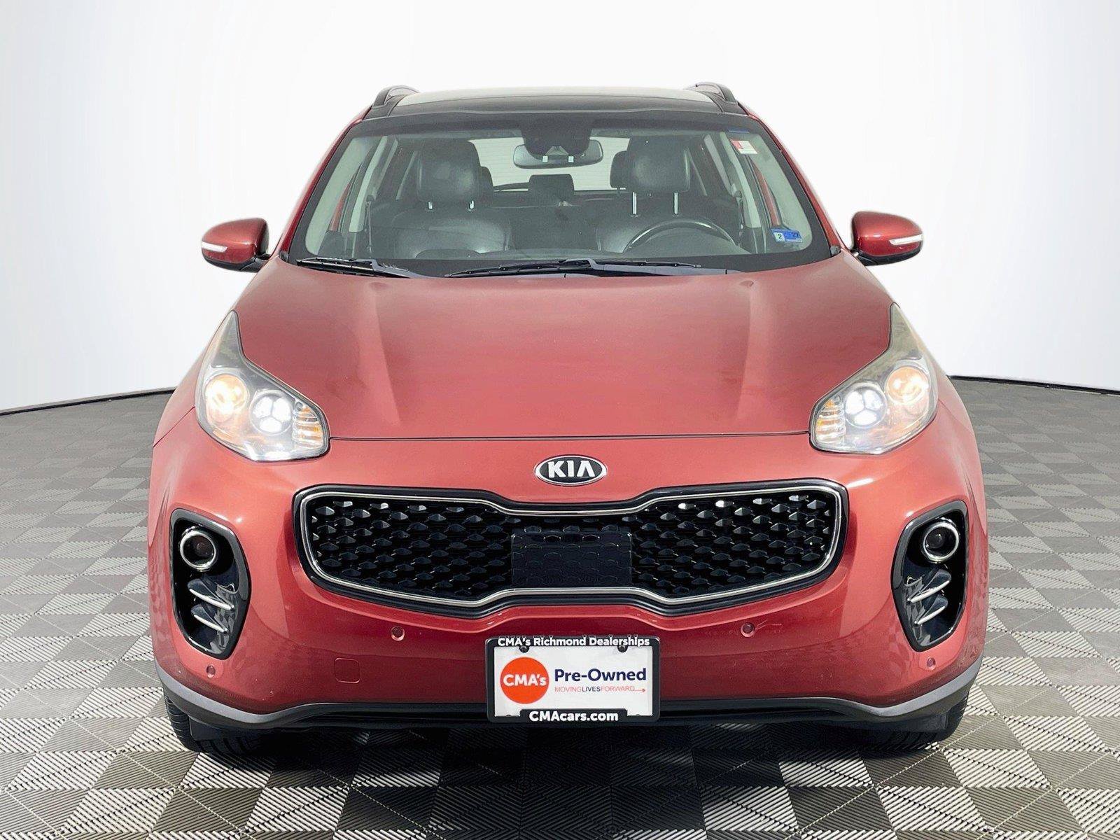 Used 2019 Kia Sportage EX w/ Option Group 040 AWD/4WD image 2