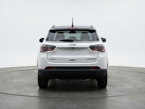 Used 2025 Jeep Compass Limited AWD/4WD image 7