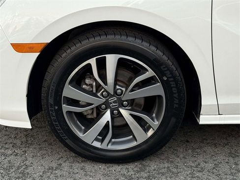 Used 2023 Honda Odyssey Touring image 7