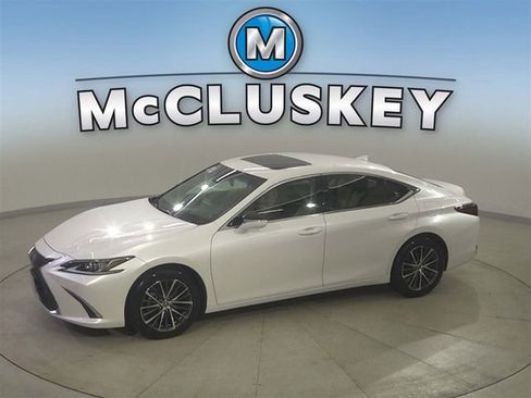 Used 2022 Lexus ES 250 w/ Premium Package image 1