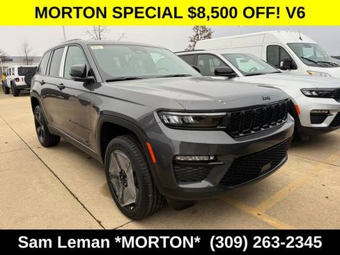 New 2025 Jeep Grand Cherokee Limited w/ Black Appearance Package AWD/4WD image 1