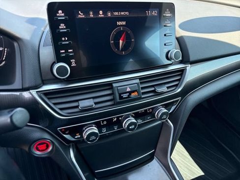 Used 2018 Honda Accord Sport image 20