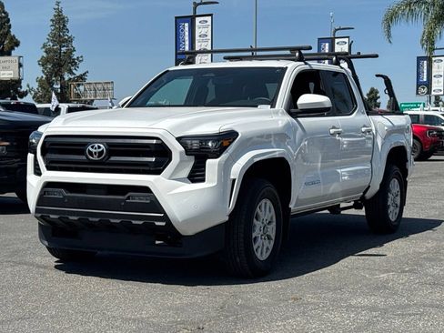 Used 2024 Toyota Tacoma SR5 RWD image 6