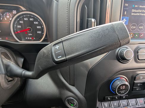 Used 2021 Chevrolet Silverado 2500 LTZ w/ LTZ Premium Package image 32