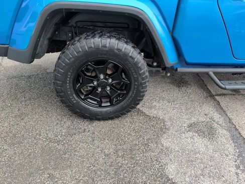 Used 2021 Jeep Gladiator Sport AWD/4WD image 12
