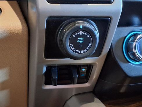 Used 2019 Ford F150 Lariat image 26