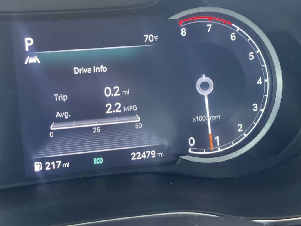 Used 2022 Genesis G70 2.0T w/ Prestige Package RWD image 12
