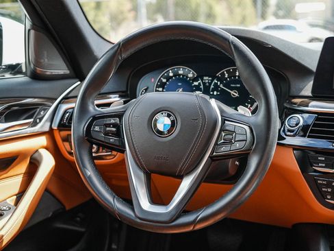 Used 2018 BMW 540i RWD image 14