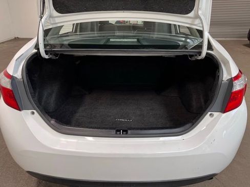Used 2015 Toyota Corolla S image 16
