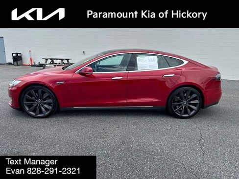 Used 2016 Tesla Model S 70D AWD/4WD image 4