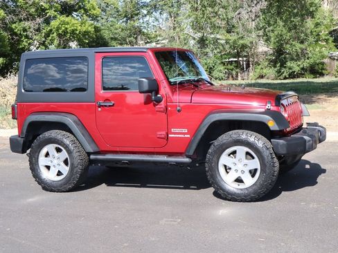 Used 2013 Jeep Wrangler Sport AWD/4WD image 2