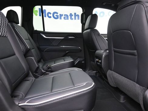 New 2026 GMC Acadia Denali w/ Super Cruise Package image 8