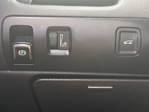 Used 2016 Chevrolet Impala LT FWD image 28