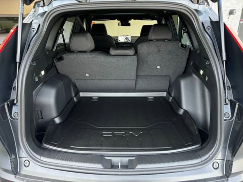 Used 2025 Honda CR-V Sport image 25