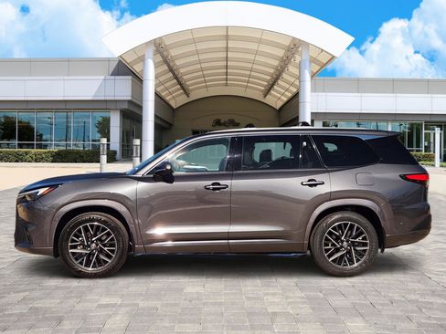 Certified 2024 Lexus TX 350 AWD image 3