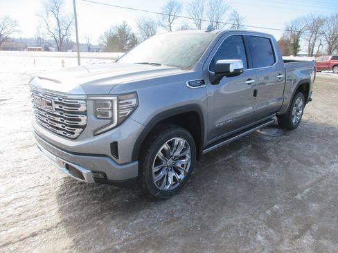 New 2026 GMC Sierra 1500 Denali w/ Denali Reserve Package image 11