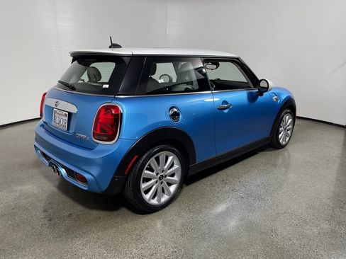 Used 2019 MINI Cooper S w/ Driver Assistance Package image 3