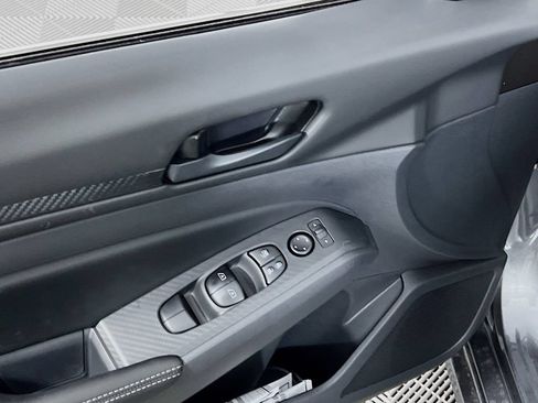 New 2026 Nissan Altima 2.5 SV AWD/4WD image 15
