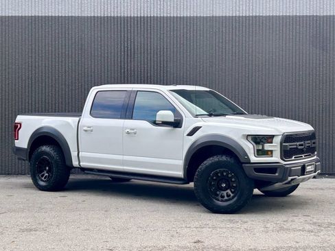Certified 2018 Ford F150 Raptor w/ Equipment Group 802A Luxury AWD/4WD image 8
