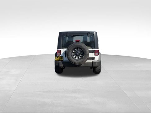 Used 2014 Jeep Wrangler Sport w/ Quick Order Package 24S AWD/4WD image 5