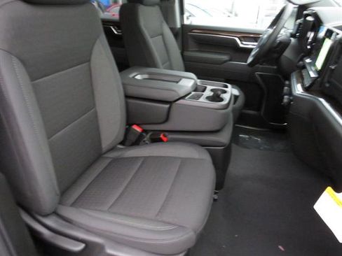 New 2026 Chevrolet Silverado 1500 LT image 13