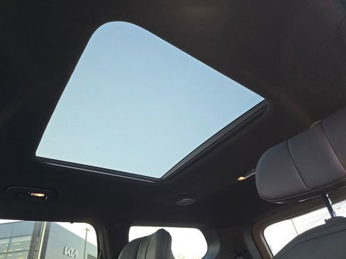 New 2026 Kia EV9 GT-Line image 5