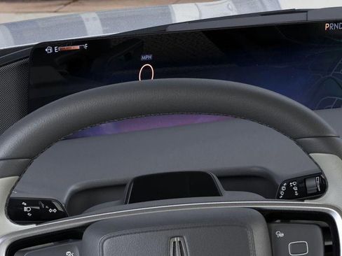 New 2025 Lincoln Navigator Reserve image 13