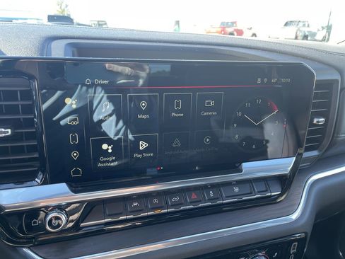 Certified 2024 GMC Sierra 1500 SLT image 13