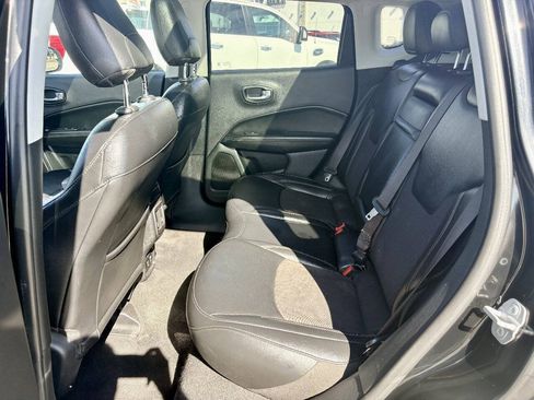 Used 2019 Jeep Compass Latitude w/ Popular Equipment Group AWD/4WD image 24