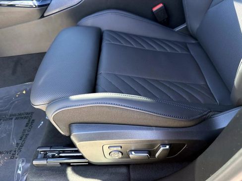 New 2026 BMW X3 xDrive30 w/ Premium Package image 21