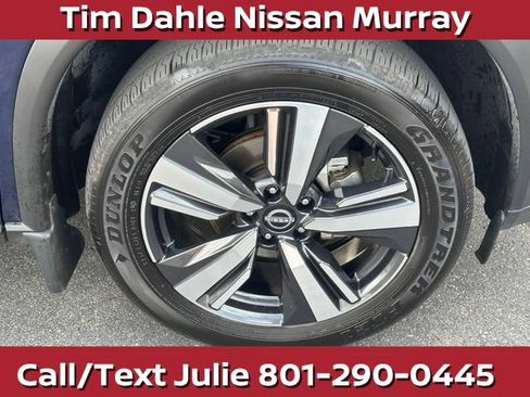 Used 2025 Nissan Rogue SL w/ SL Premium Package AWD/4WD image 14