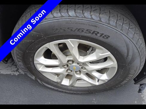 Used 2021 Chevrolet Traverse LS FWD image 5