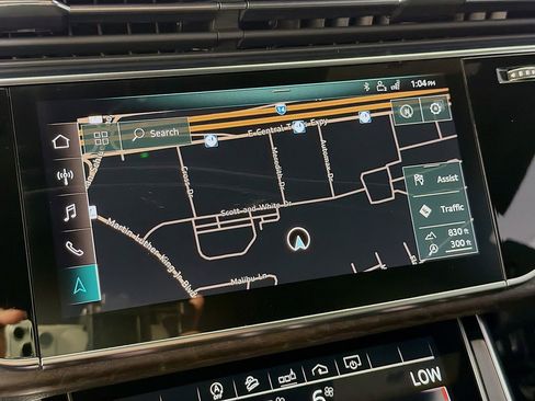 Used 2020 Audi Q8 Premium Plus w/ Premium Plus Package image 18