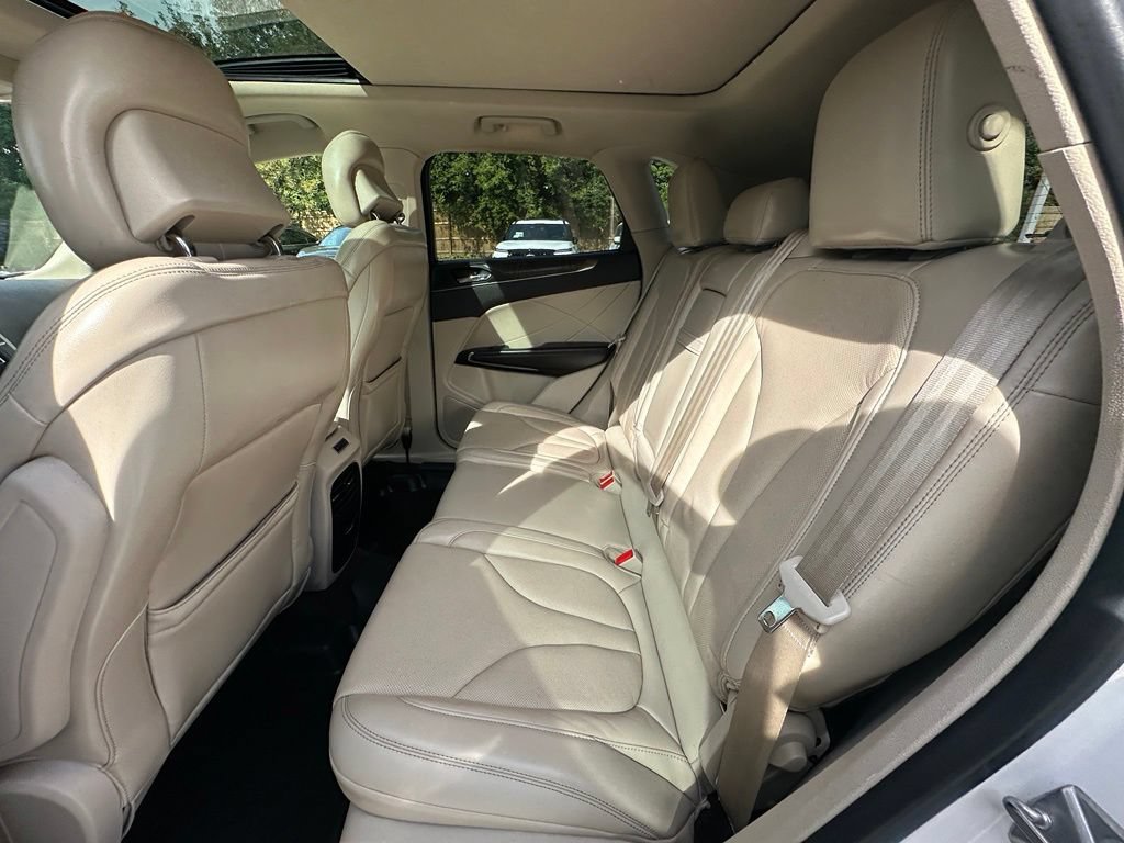 Used 2018 Lincoln MKC Reserve w/ Lincoln MKC Climate Package AWD/4WD image 19