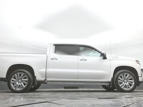 Used 2019 Chevrolet Silverado 1500 High Country w/ High Country Premium Package AWD/4WD image 49