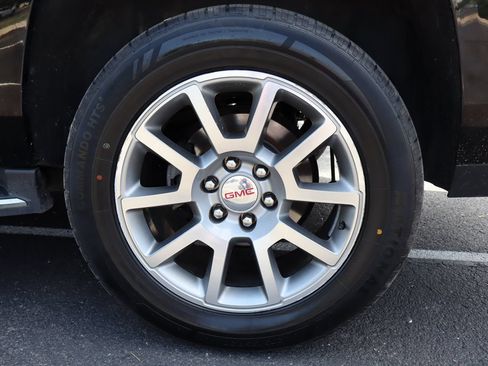 Used 2018 GMC Yukon XL Denali w/ Open Road Package AWD/4WD image 44