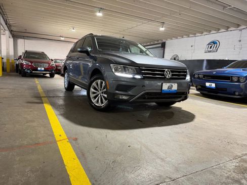 Used 2018 Volkswagen Tiguan SE AWD/4WD image 6