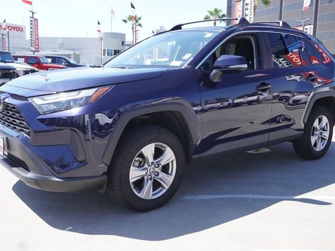 Used 2023 Toyota RAV4 XLE w/ Convenience Package FWD image 4