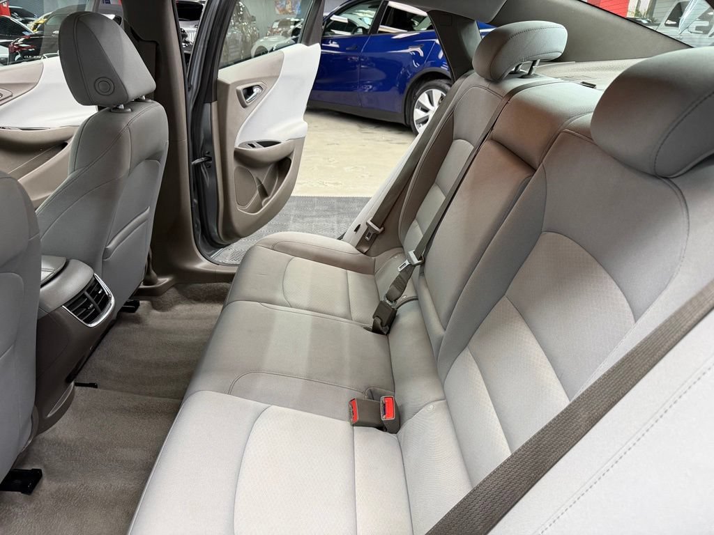 Used 2024 Chevrolet Malibu LT FWD image 38
