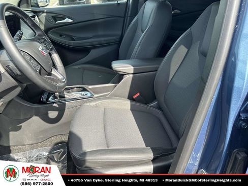 Certified 2024 Buick Encore GX Preferred w/ Comfort Package FWD image 17