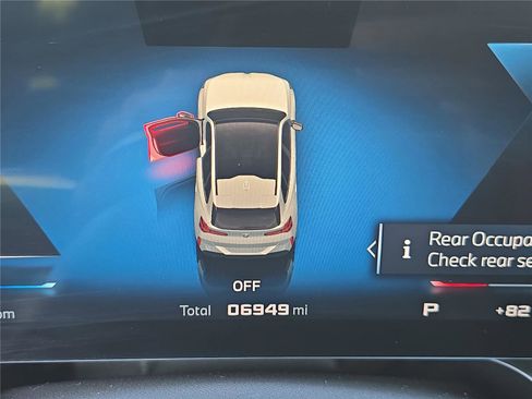 Used 2025 BMW X3 M50 w/ Premium Package image 23