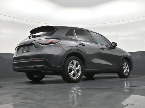 Used 2025 Honda HR-V LX image 26