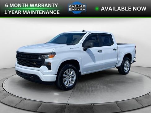 Used 2024 Chevrolet Silverado 1500 Custom image 1
