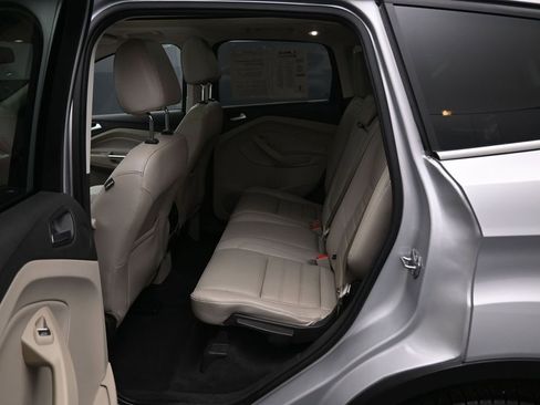 Used 2017 Ford Escape Titanium image 30