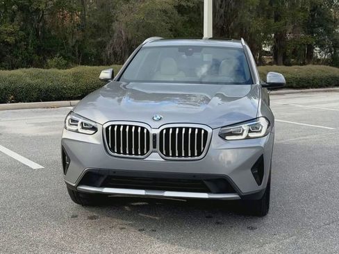 Used 2024 BMW X3 xDrive30i w/ Premium Package image 3