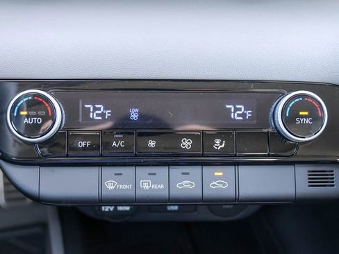 New 2026 Hyundai Elantra Sport image 18