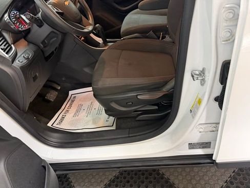 Used 2021 Chevrolet Trax LS w/ Tint and Cruise Package image 26